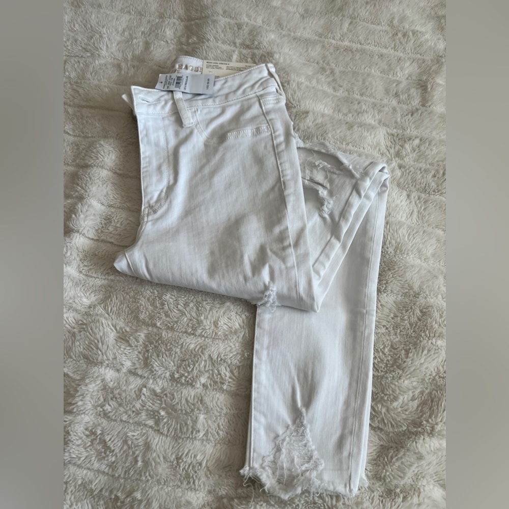 AE white jeans